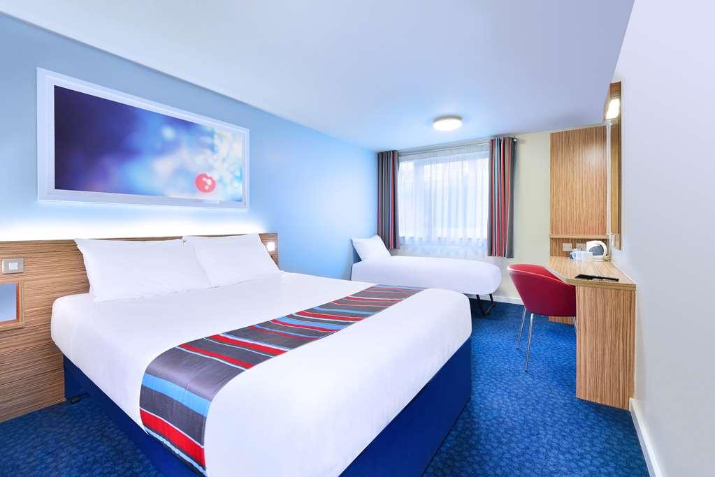 Travelodge Cardiff Atlantic Wharf Hotel Rom bilde